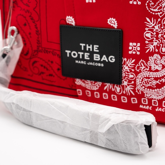 Marc Jacobs The Bandana Medium Tote Bag Red - Picture 9 of 10